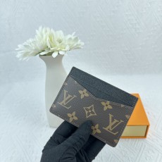 LV M60166 7.5 12